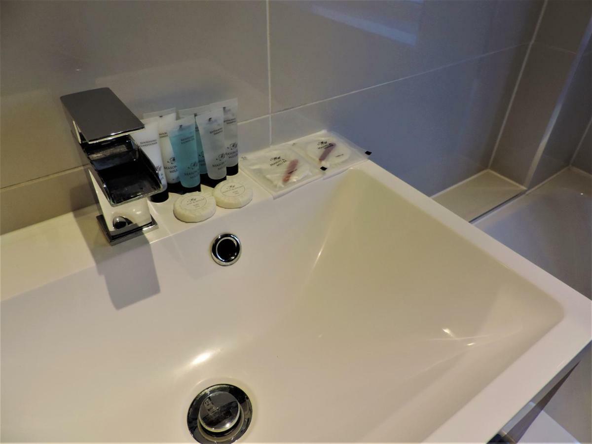 3 Bed Farnborough Air Accommodation Exterior foto